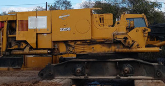 SalvageSale sells cranes by auction SalvageSale sells cranes by auction